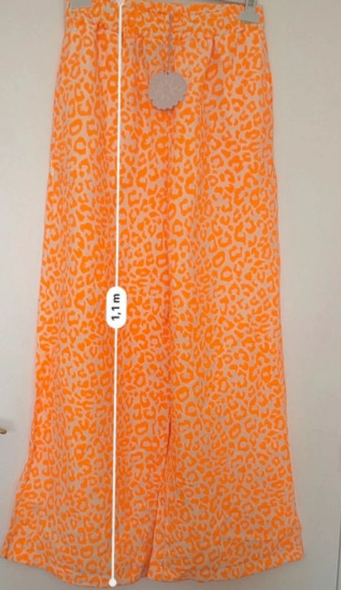 Pantalon léopard fluo neuf - photo numéro 2