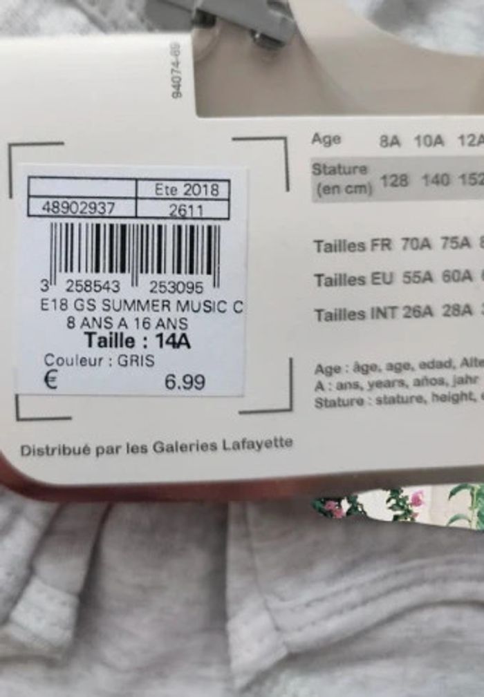 Lot 5 slips Galeries Lafayette 14 ans valeur 34.95 € - photo numéro 5