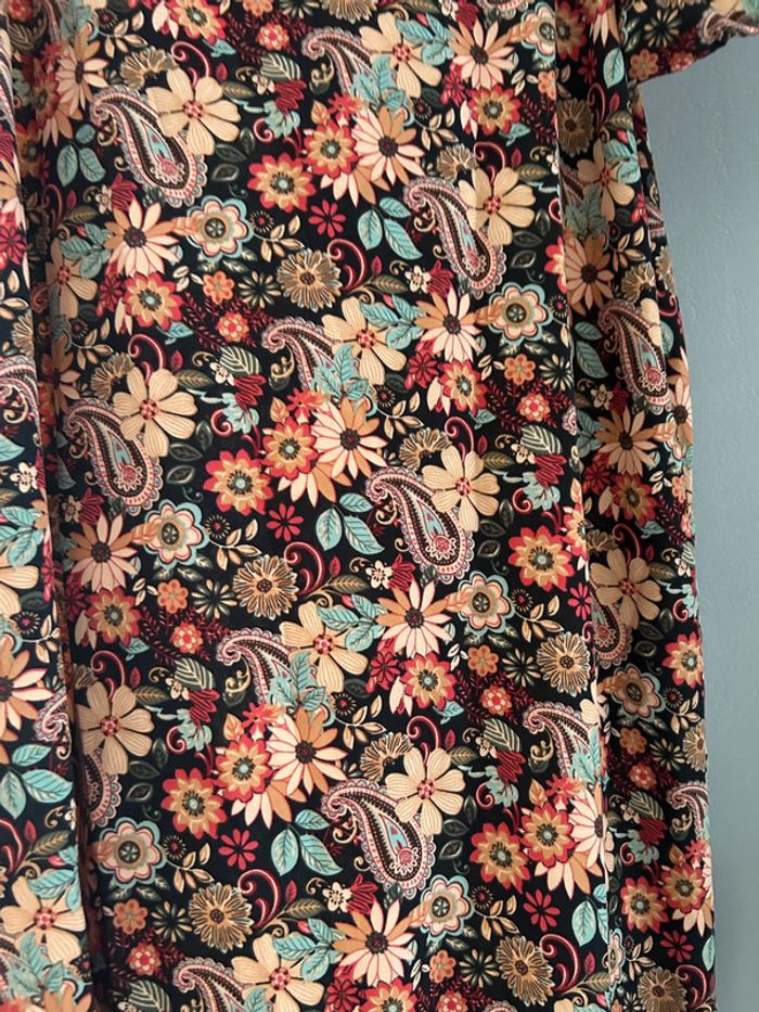 Robe à fleurs - photo numéro 2