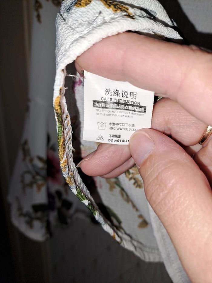 Jolie blouse femme fleurie blanche comme neuve fashion L - photo numéro 7