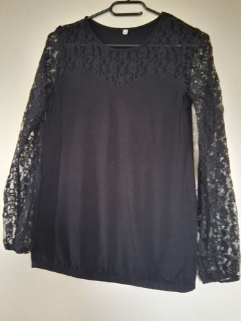 Sweat shirt dentelle noir " t -M"