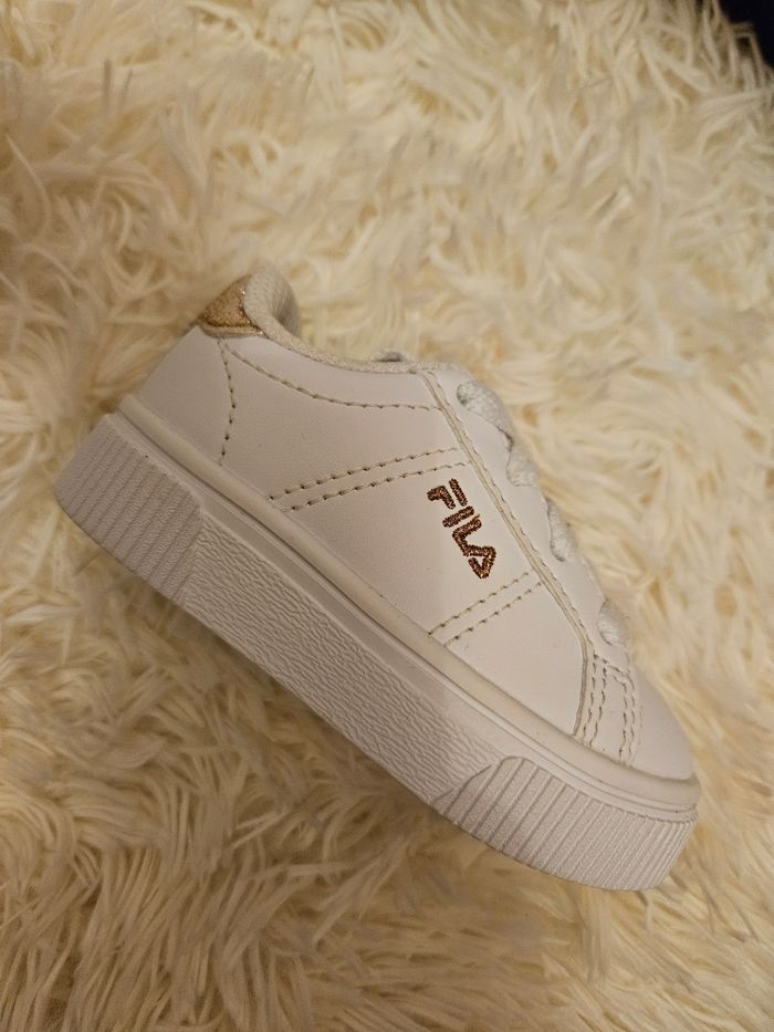 Baskets FILA - photo numéro 2
