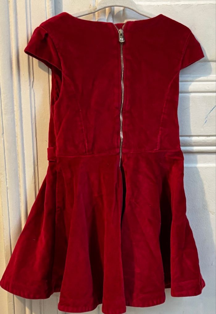 Très jolie petite robe en velours rouge - photo numéro 3
