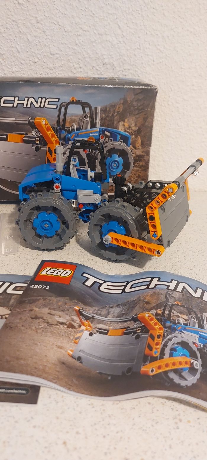 Lego technic bulldozer - photo numéro 3