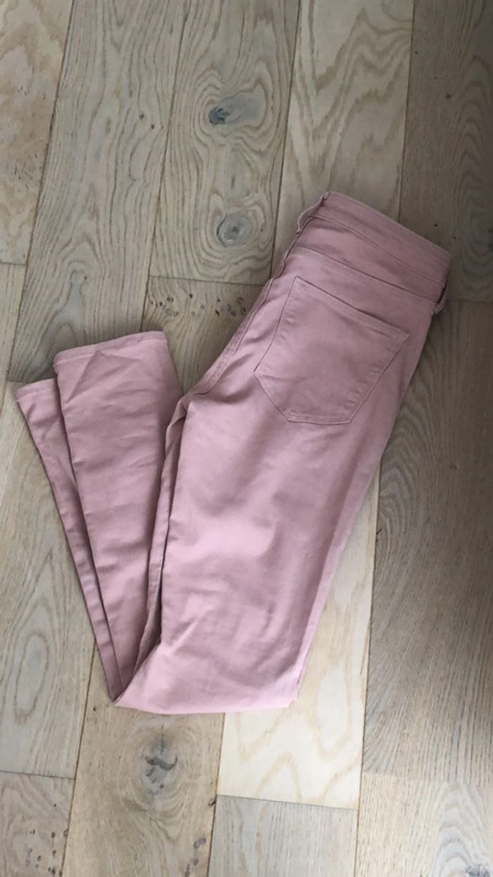 Pantalon skinny rose