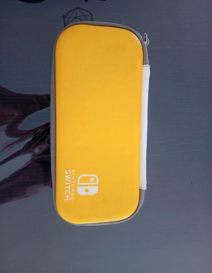 Nintendo switch lite jaune - photo numéro 4