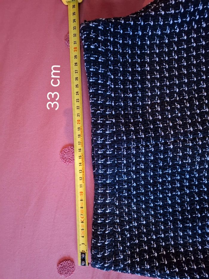 Jupe courte en tweed taille XS/S - photo numéro 2