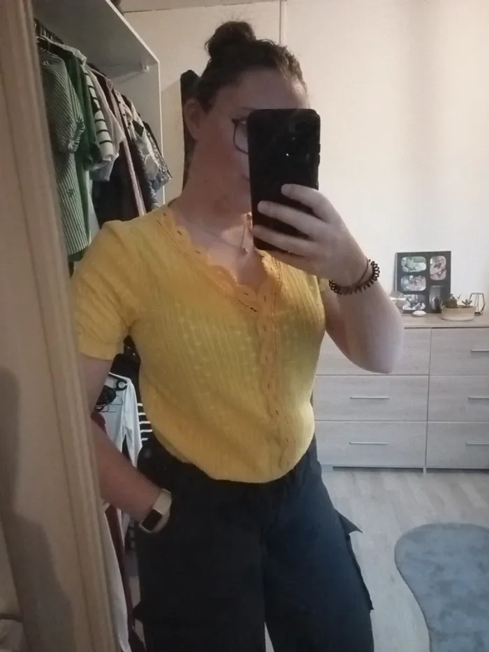 Blouse jaune - photo numéro 2