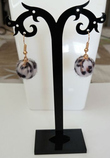 Boucles d'oreilles petit pompon léopard