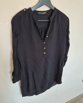 blouse noire boutonnée atmosphère taille 40