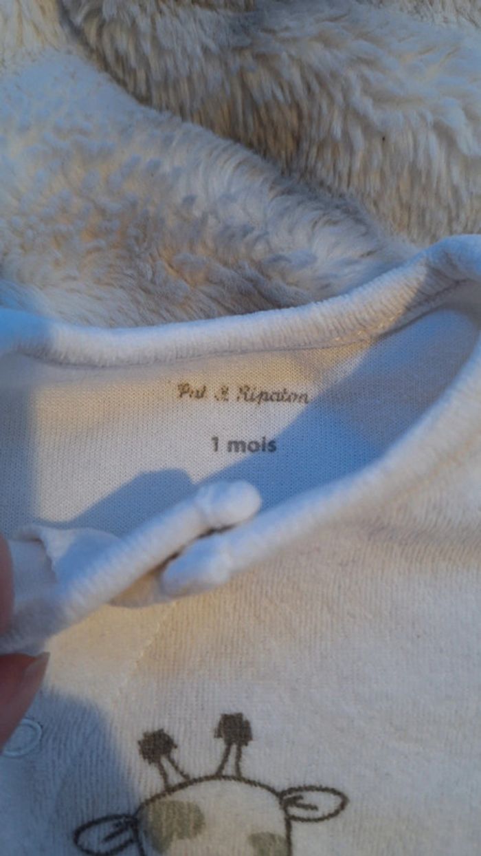 Body bébé 1 mois - photo numéro 3