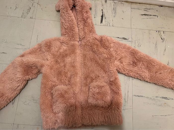 Manteau fausse fourrure rose fille - photo numéro 5
