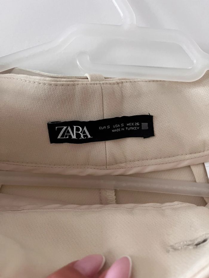 Pantalon tailleur avec ceinture - photo numéro 2