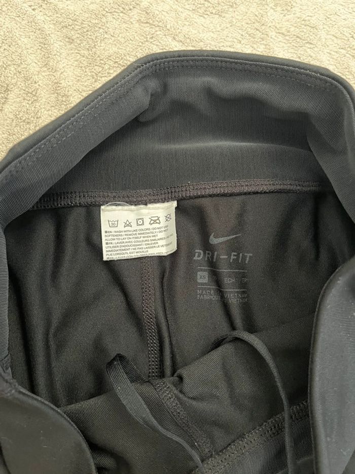Legging Nike Dri Fit Taille XS (Coupe 3/8) - photo numéro 5
