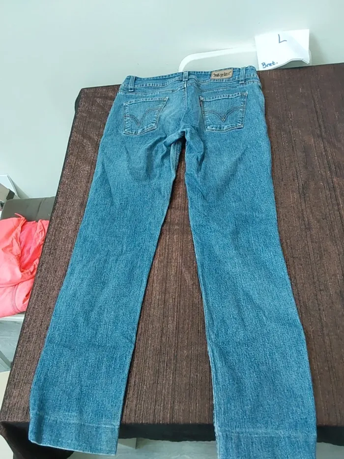 Jean Levi's 571 - photo numéro 3