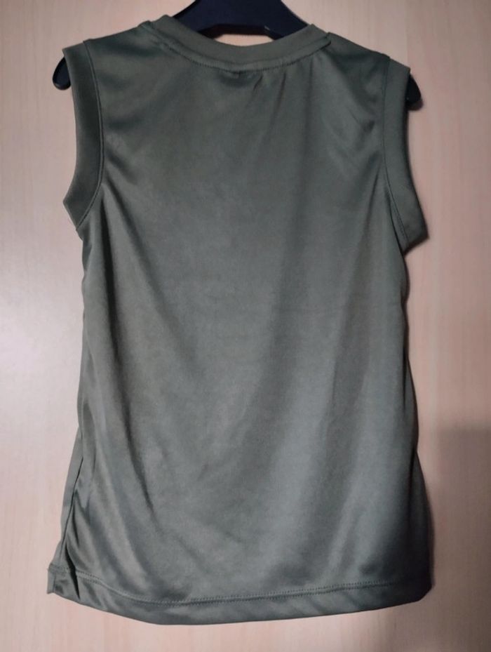 T-shirt sans manche 5ans - photo numéro 2