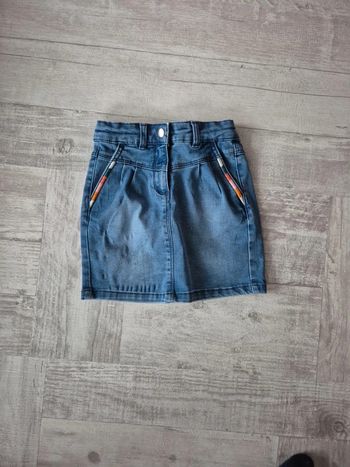 Jupe en jeans  Taille 6 ans