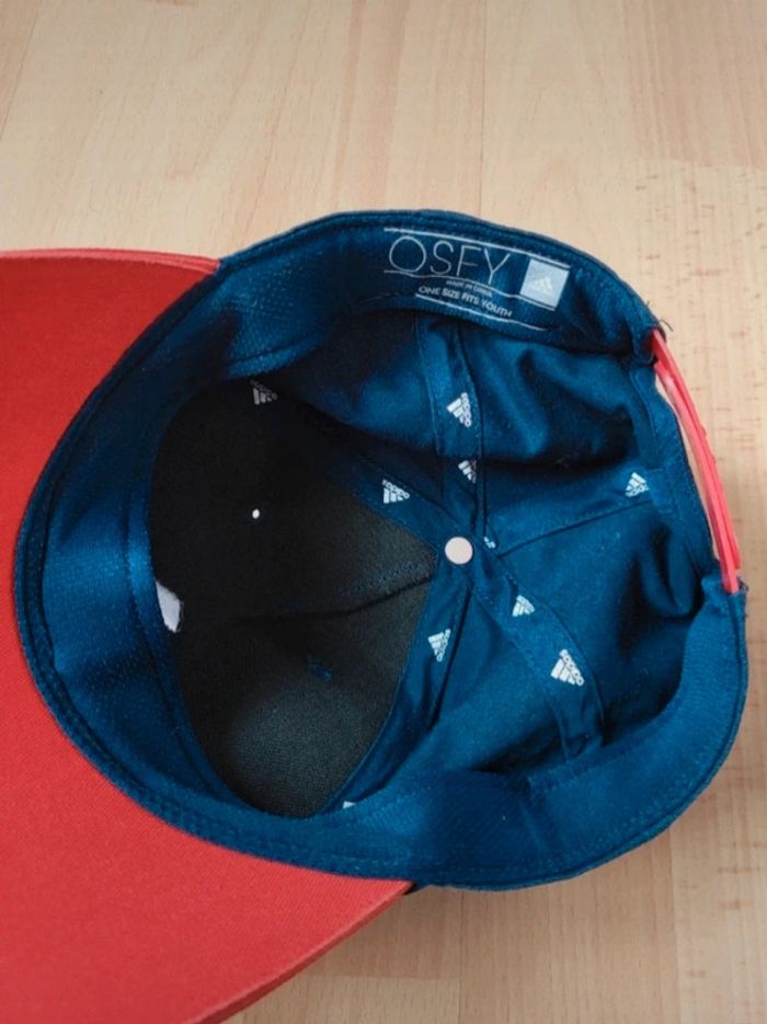 Casquette enfant Adidas Graphic bleu marine et rouge brodée - photo numéro 4