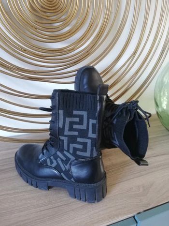 Bottines chaussettes en simili T38