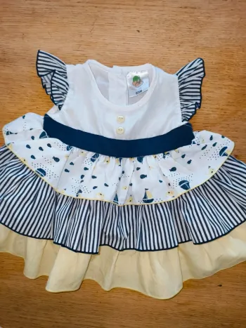 Robe fille 1 mois excellent état