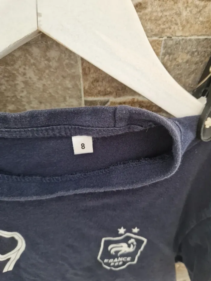 1 tee shirt bleu foot Benzema taille 8 ans - photo numéro 2
