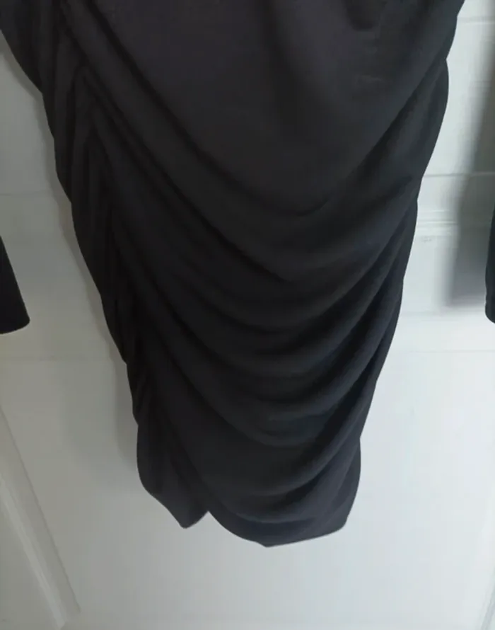 Robe Zara neuve avec étiquette Taille S - photo numéro 3