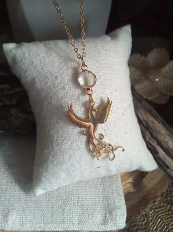 Collier pendentif phoenix et connecteur en pierre de cristal de roche