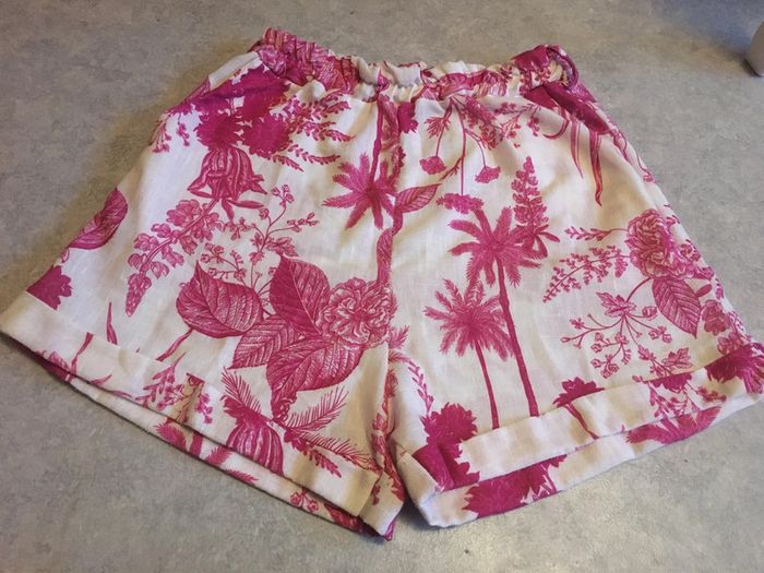 short taille haute léger