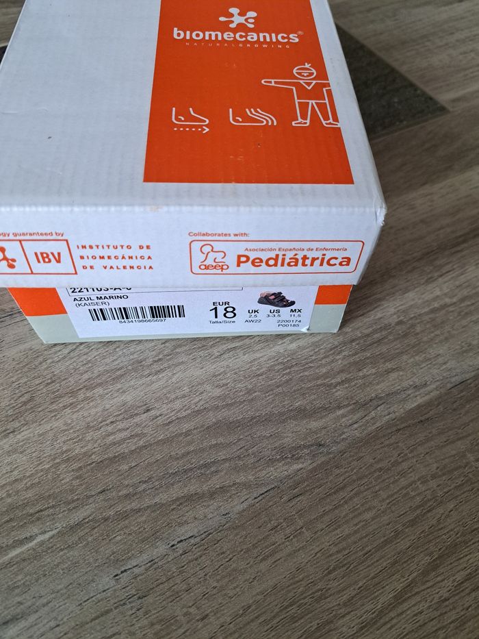 Chaussure pediatrica pointure 18 - photo numéro 4