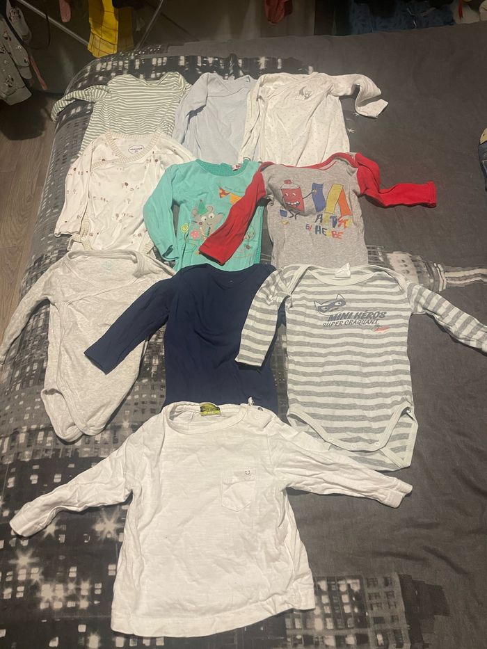 Lot de vêtement garçon 6 mois