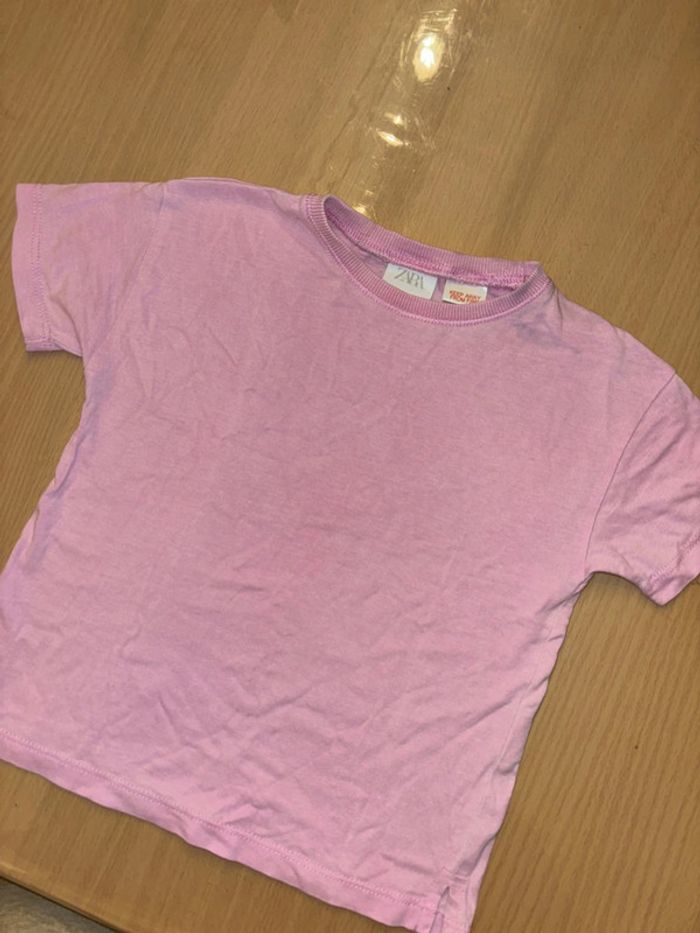 Tee shirt rose fille 12/18 mois marque Zara en très bon état - photo numéro 2