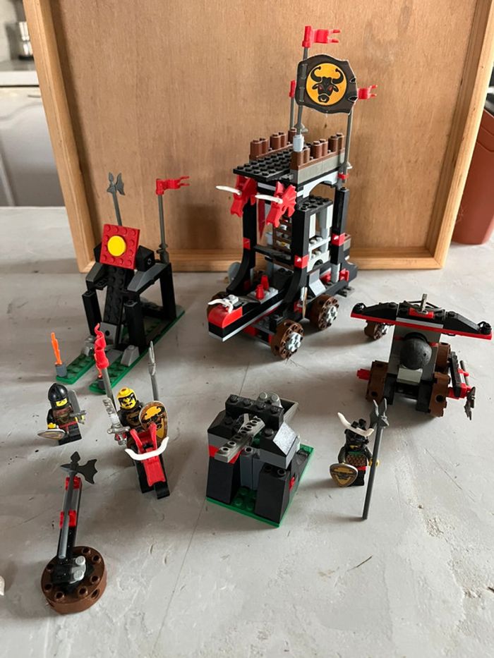 Lego Knight kingdom 6096 bull’s attack