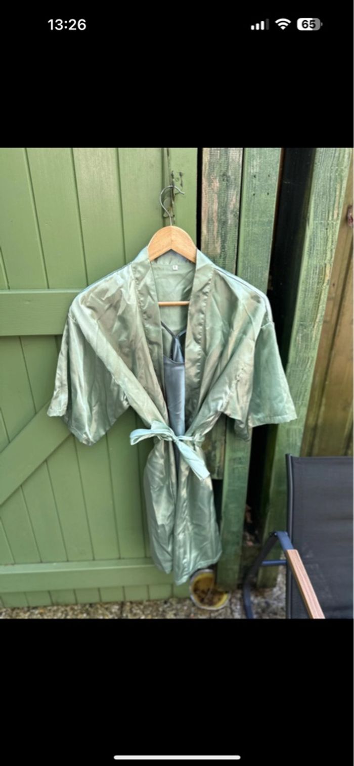 Pyjama et peignoir vert - photo numéro 4