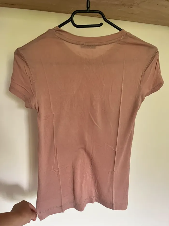 T-shirt rose - photo numéro 2