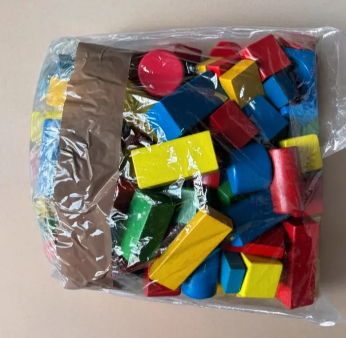 Sachets 100 pièces briques en bois