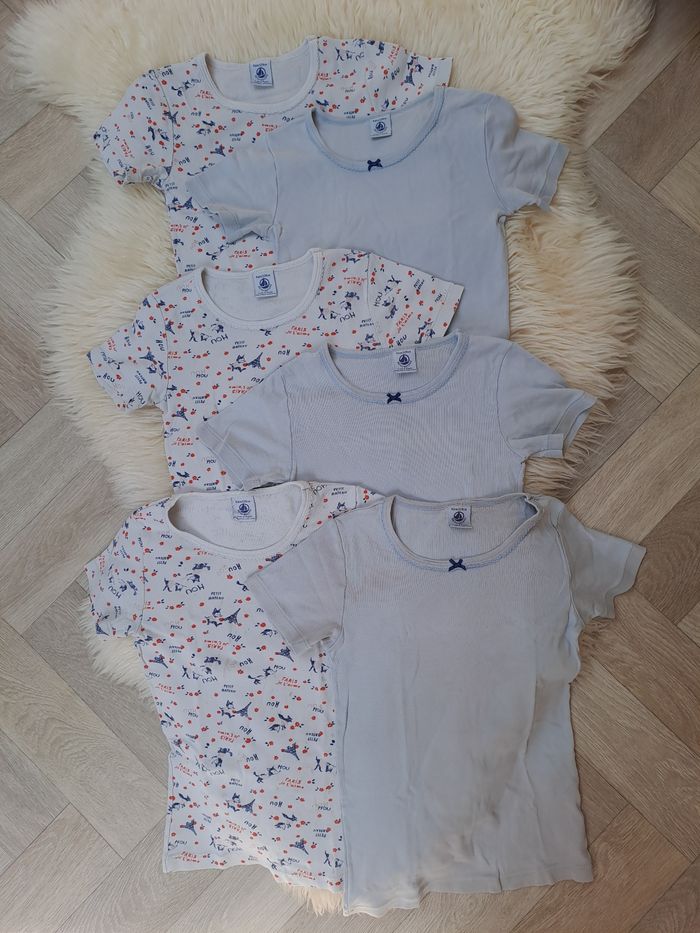 Lot de 6 tee-shirts manches courtes Petit Bateau taille 8 ans