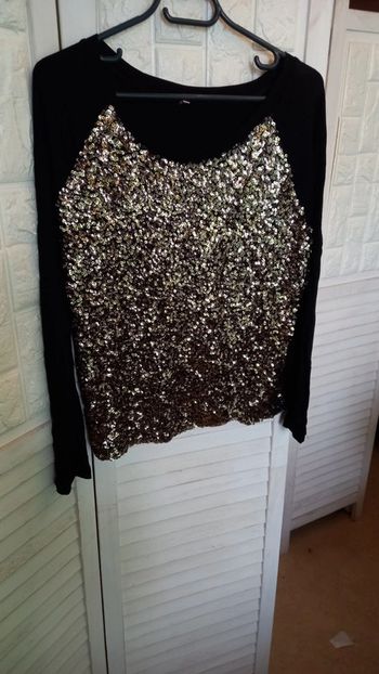 Haut manche s longues - noir et doré brillant Taille : S/M