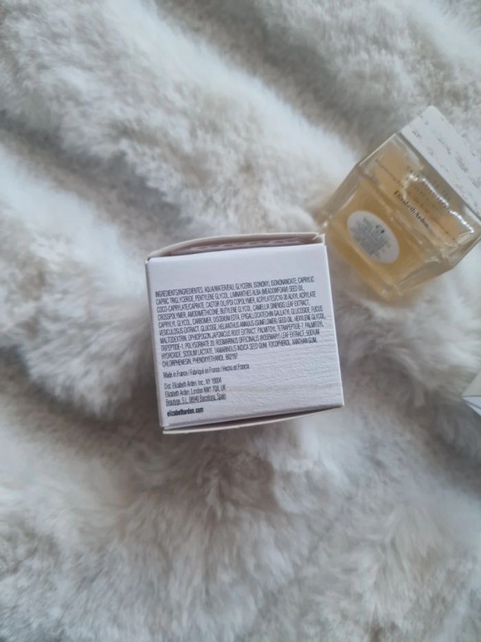 White Tea skin solutions - Gel éclat contour des yeux - photo numéro 11