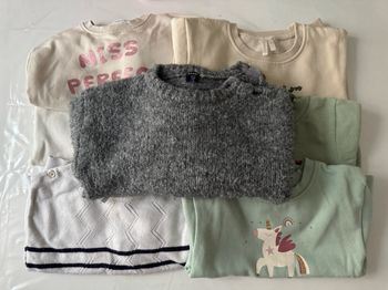 lot de vêtements 23/24m