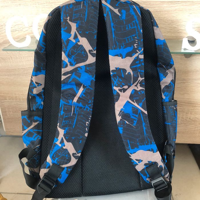 Sac à dos avec emplacement chargeur et sa saccoche - photo numéro 2