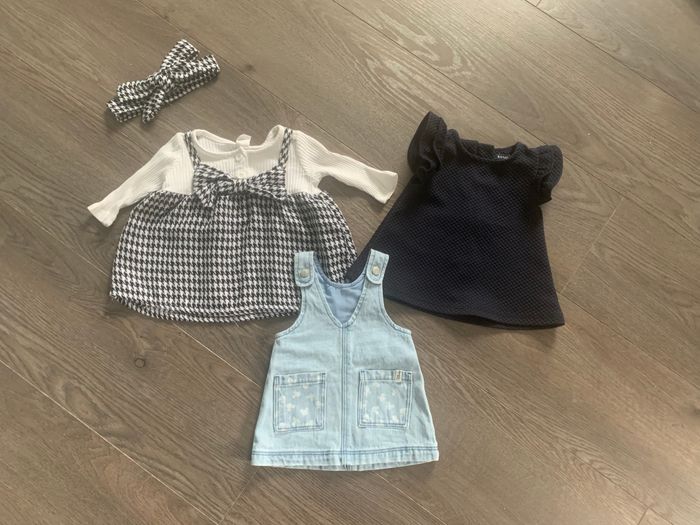 Lot robes - photo numéro 2