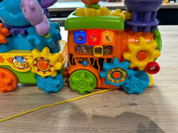 Petit train des animaux interactif à engrenages - Vtech - photo numéro 4