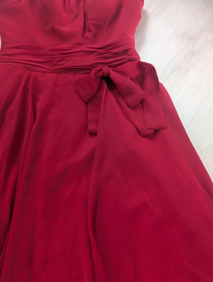 Jolie robe de cérémonie rouge - photo numéro 3