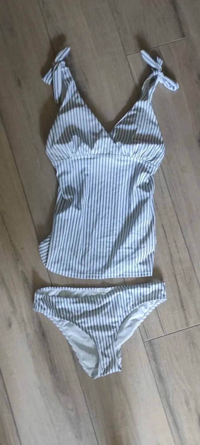 Maillot de bain grossesse et allaitement