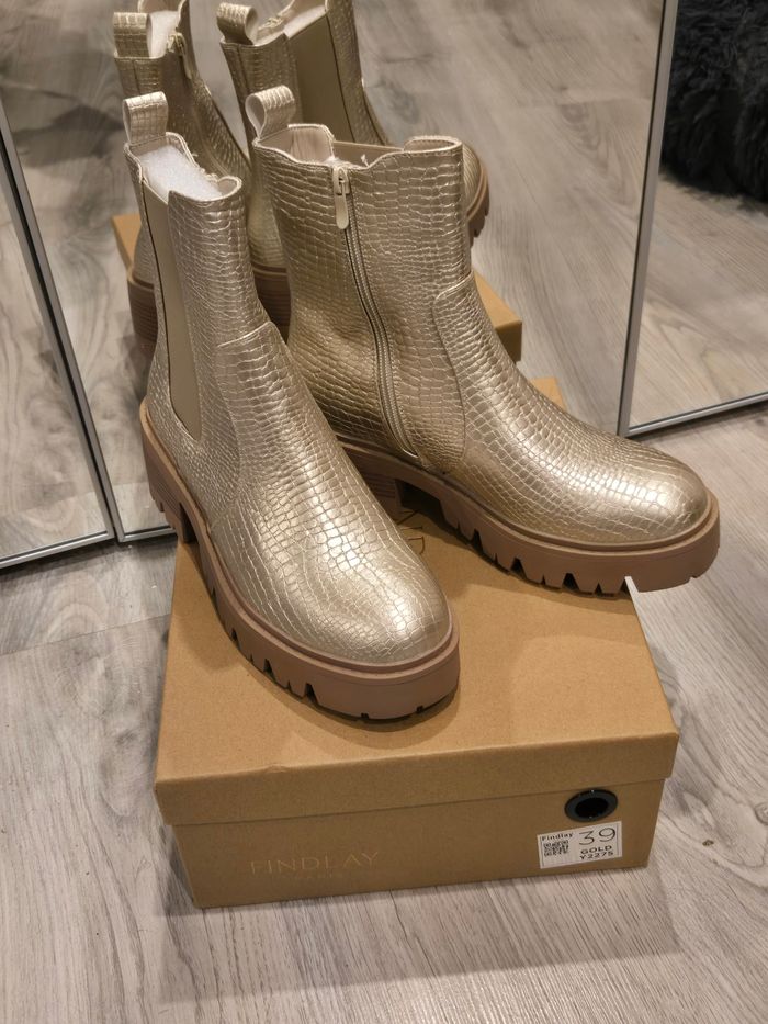 Bottines Chelsea dorées simili croco P39 Findlay neuves