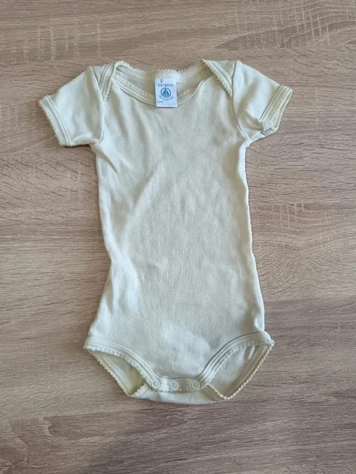 C44 Lot bodies petit bateau 3 mois - photo numéro 4