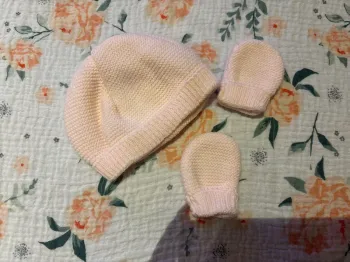 Lot bonnets moufles