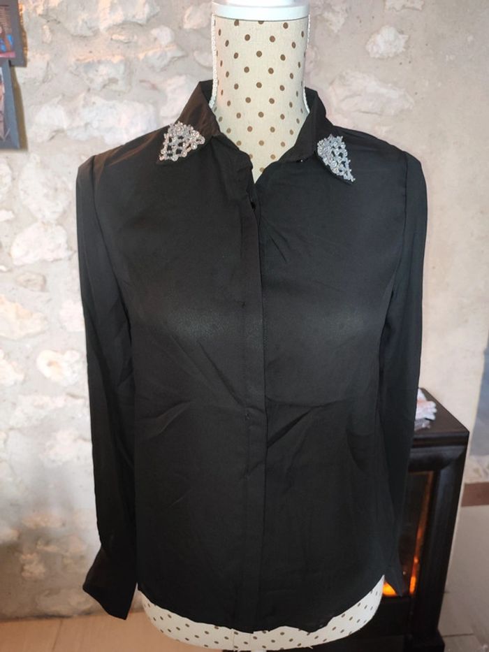 Chemise noire - photo numéro 2