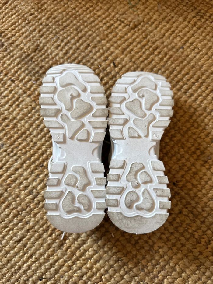 Chaussure - photo numéro 3