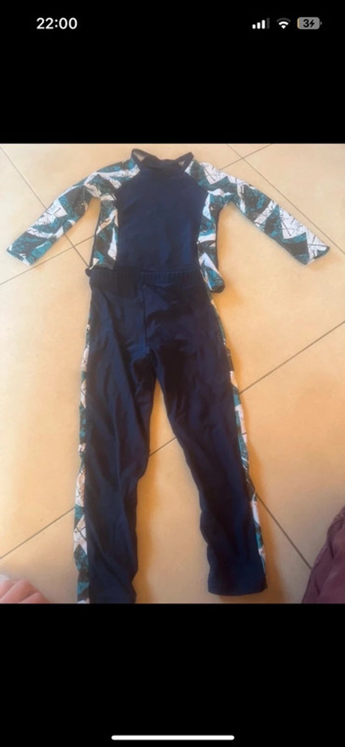 Maillot de bain taille 4 ans